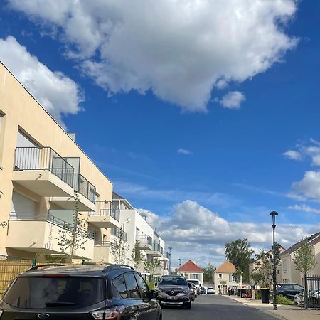 T2 Neuf, Proche Paris & Disneyland Ozoir-la-Ferrière Exteriör bild